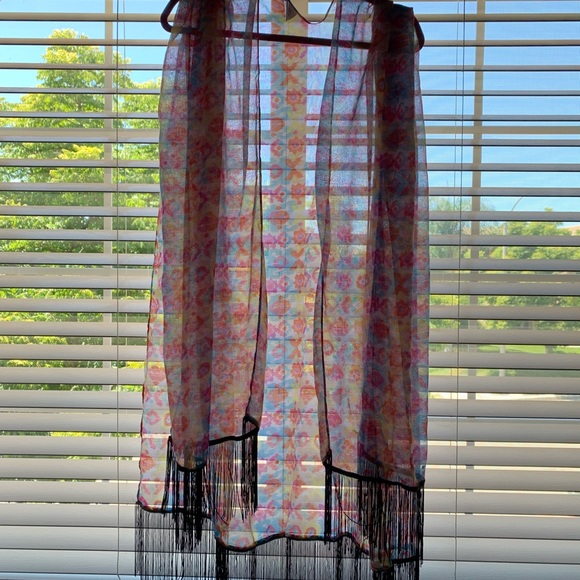 Poncho/ Swimsuit Cover- up. - Picture 5 of 7